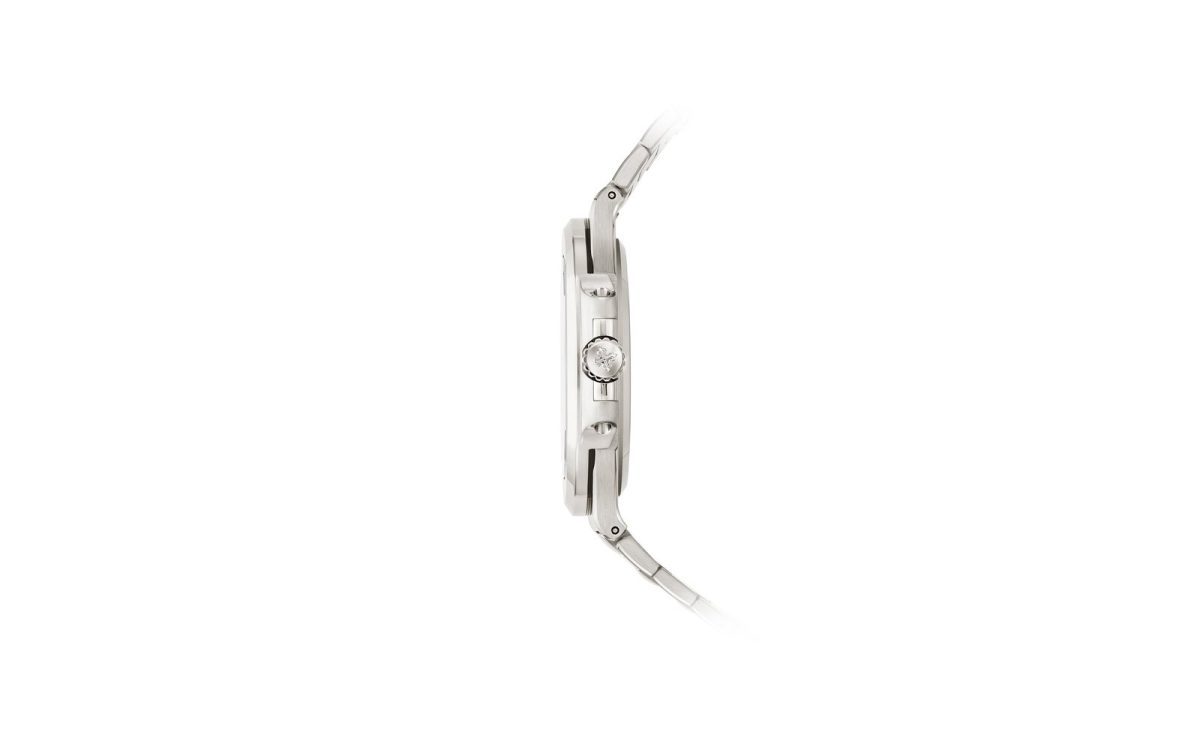 PATEK PHILIPPEE NAUTILUS SELF-WINDING - Image 2