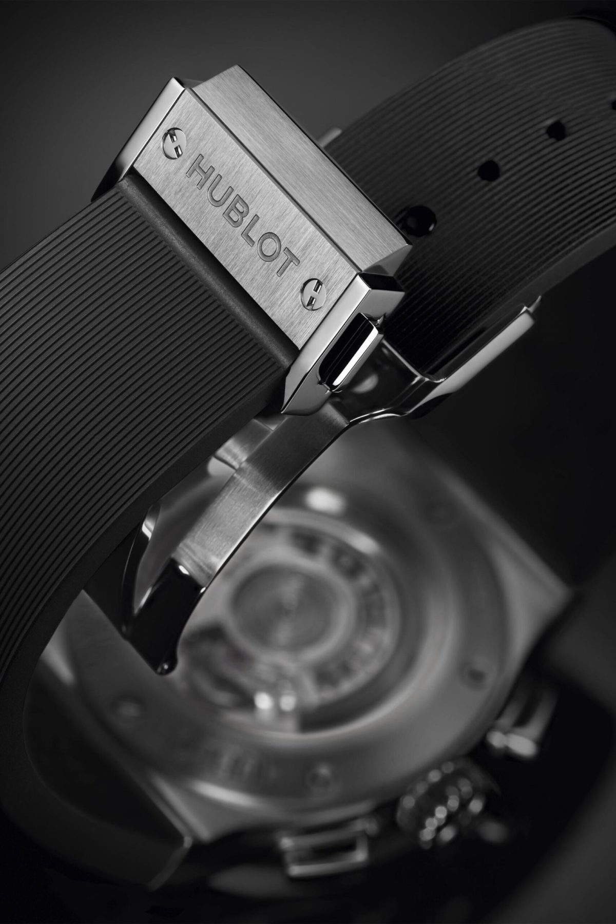 HUBLOT CLASSIC FUSION AEROFUSION TITANIUM - Image 6